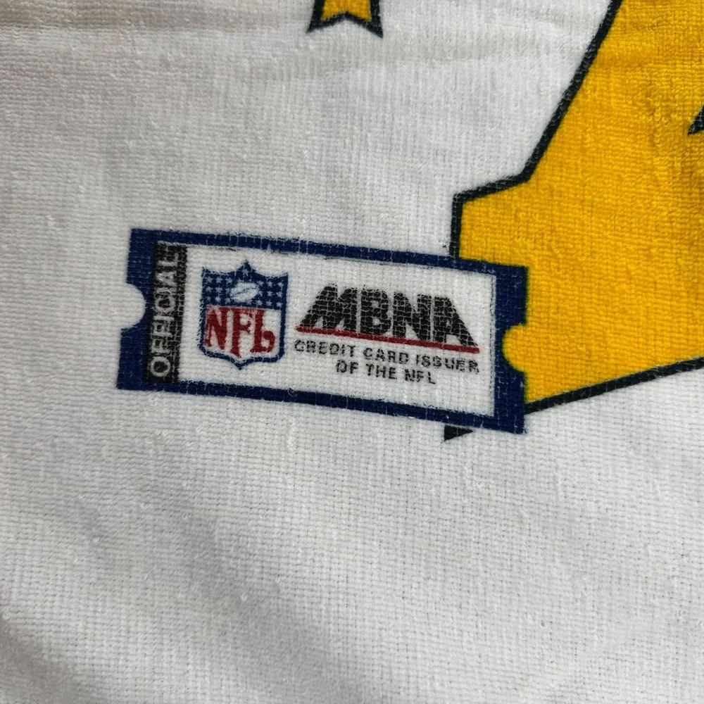 MBNA NFL‎ Super Bowl XXXVI Promo Towel Credit Card Issuer Patriots vs. Panthers